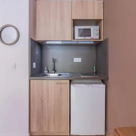 Hotel apartamentowy Quality Lyon L'isle-d Abeau 3*